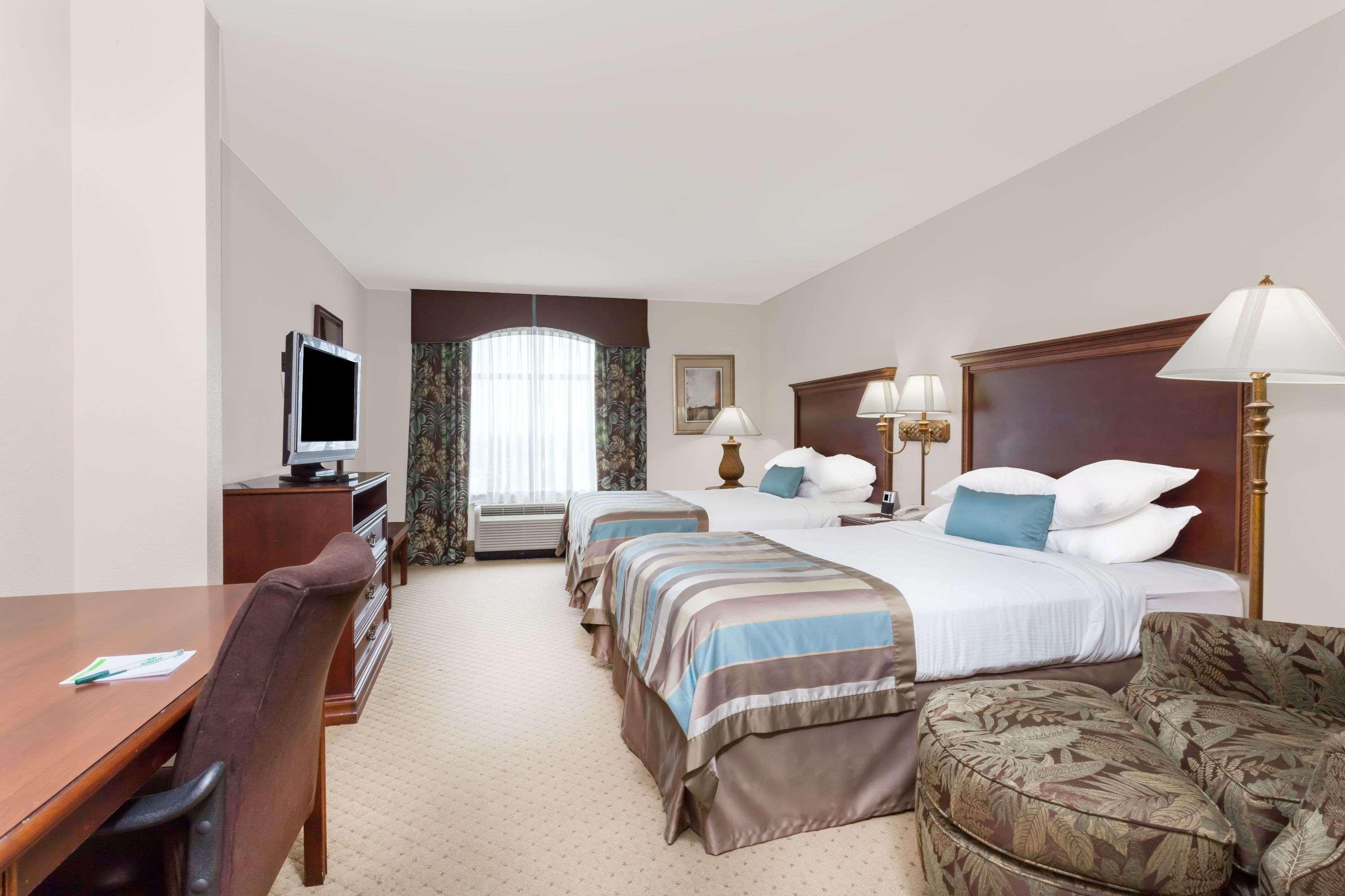 Wingate By Wyndham Columbia/Lexington Hotel Bagian luar foto