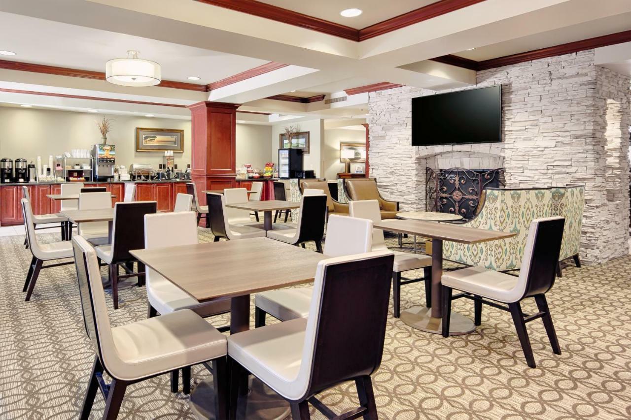 Wingate By Wyndham Columbia/Lexington Hotel Bagian luar foto